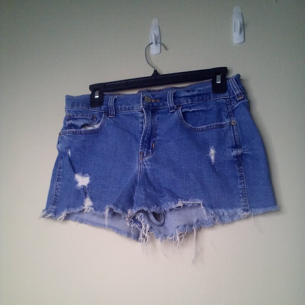 Old Navy Shorts Women 6 Jean Denim Distressed Boyfriend Raw Hem Blue